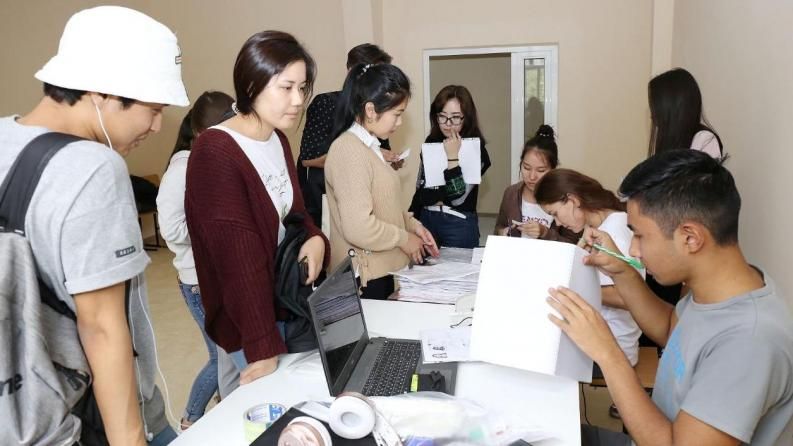 Студенттерді жаңа жатақханаға орналастыру басталды