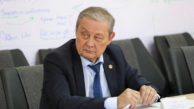 Satbayev University поздравляет Болата Куспангалиева с наградой от Евразийского фонда культуры