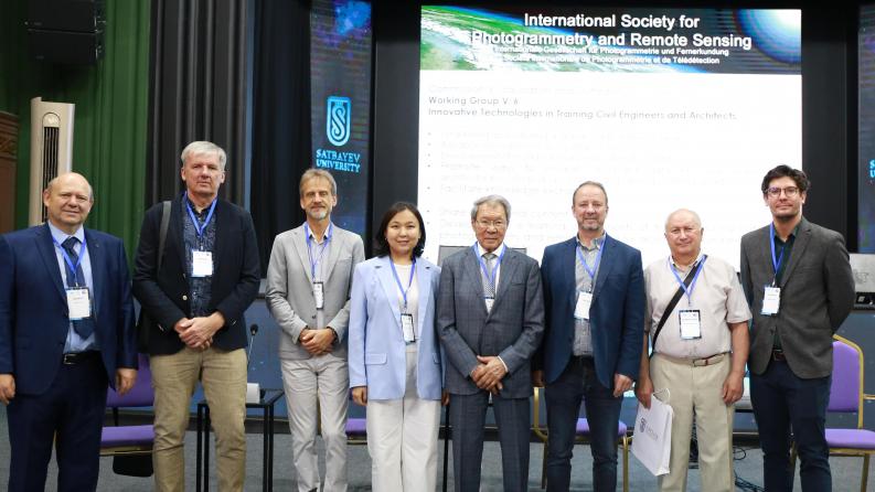 Сәтбаев Университетінде «Тау-кен өнеркәсібі сәулеті және құрылысқа арналған геобілім» атты халықаралық гибридтік конференция өтуде