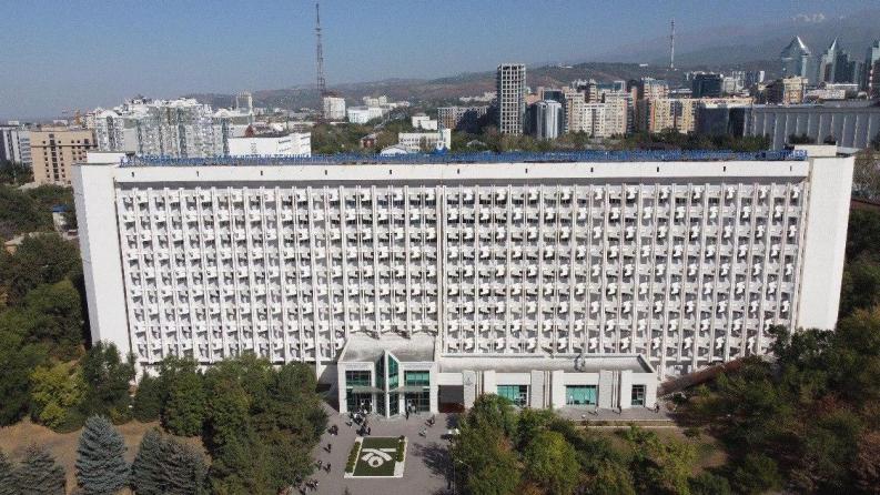 «Жоғары оқу орындарындағы кәсіптік-бағдарлы білім беру технологиялары» тақырыбында оқытушыларға арналған курстар басталды