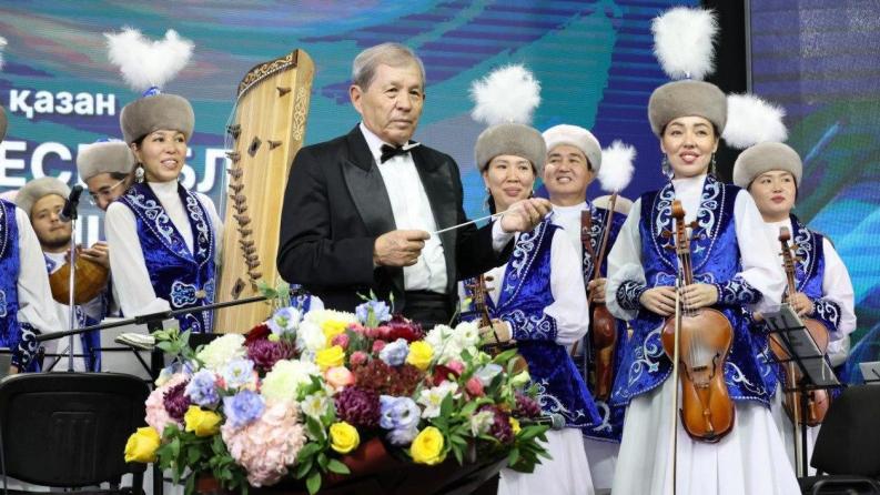 Өнер ғажайыптары: Сәтбаев Университетінде Республика күніне орай мерекелік концерт өтті