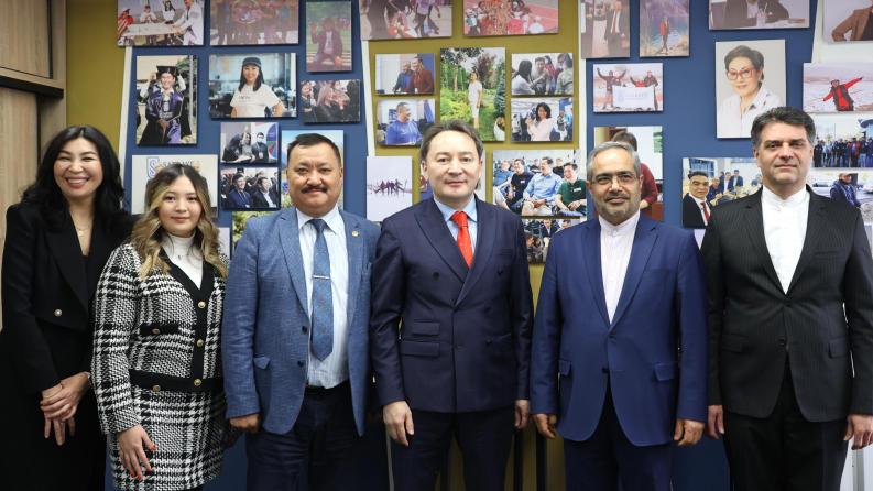 Иран Бас Консулдығының өкілдері Сәтбаев Университетіне келді