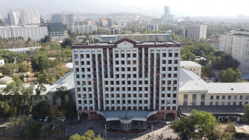Расписание выпускных церемоний Satbayev University – 2025