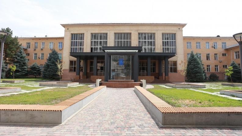 The orientation week for first-year students begins on September 2