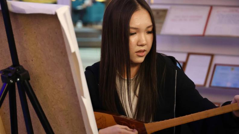 Сәтбаев университетінде жас сәулетшілердің Республика күніне арналған көрмесі өтті