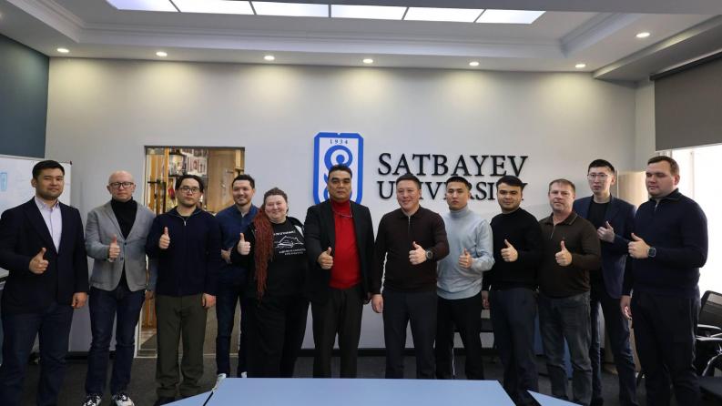 Сәтбаев университеті Ақсу қаласы әкімдігінің өкілдерін «цифрлық Ақсу» тұжырымдамасымен таныстырды