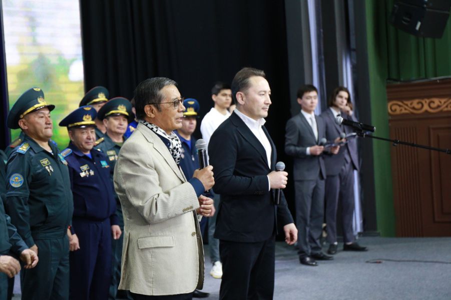 В Satbayev University состоялся концерт, посвященный 8 марта