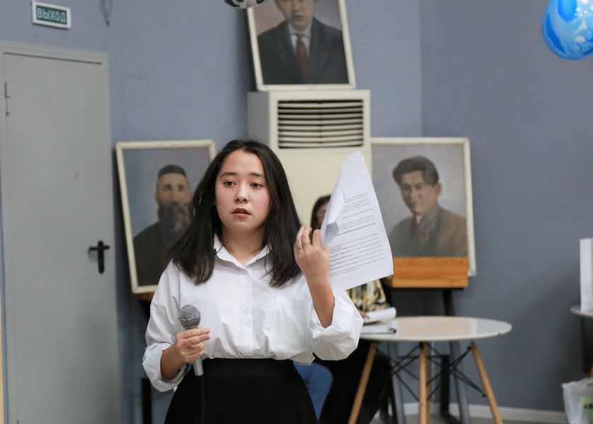 В Satbayev University прошла олимпиада по казахскому языку, посвященная 150-летию Ахмету Байтурсынову