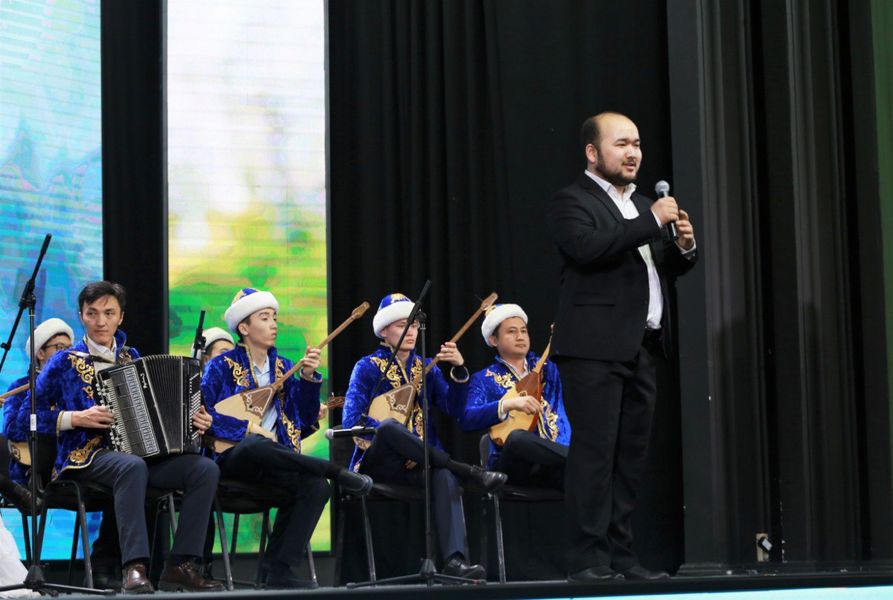 В Satbayev University состоялся концерт, посвященный 8 марта