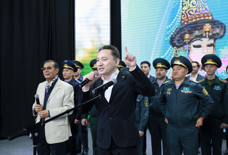 В Satbayev University состоялся концерт, посвященный 8 марта