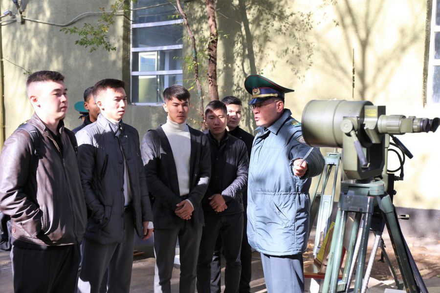 В Институте военного дела Satbayev University прошел День открытых дверей