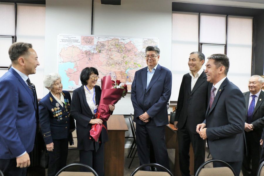 Satbayev University празднует юбилеи легенд «Политеха» в рабочем порядке