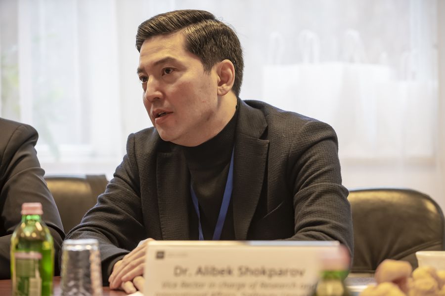 Представители Satbayev University приняли участие в 8-м заседании казахстанско-венгерской межправительственной Комиссии по экономическому сотрудничеству
