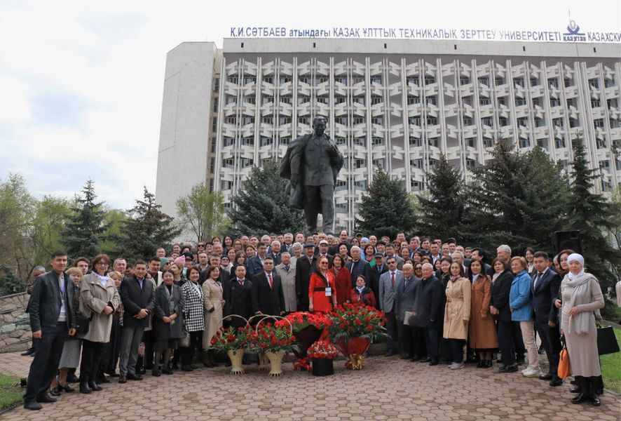Satbayev University празднует День науки