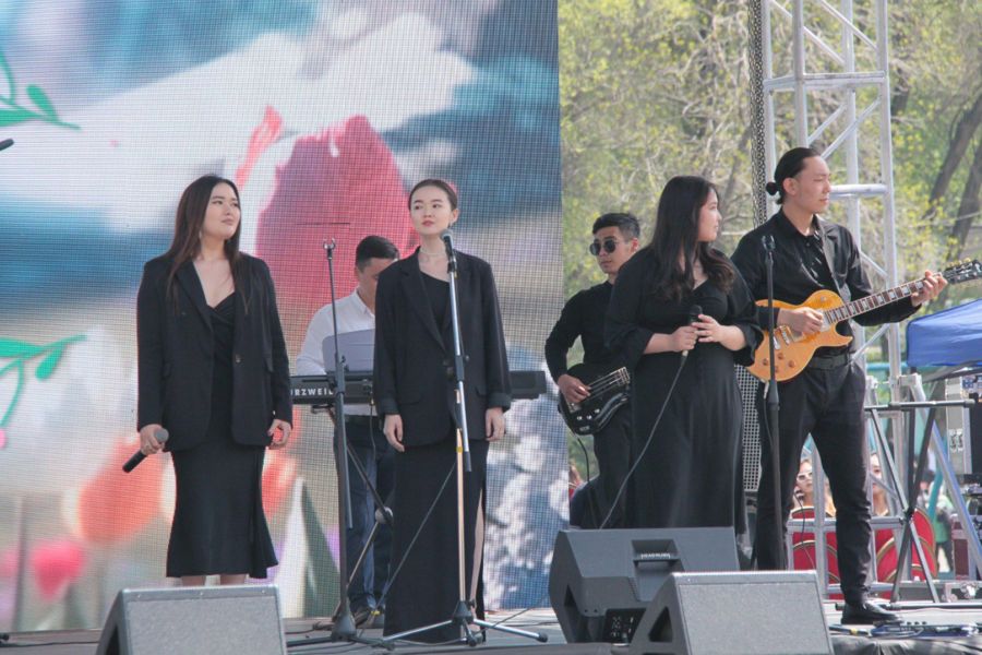 Satbayev University празднует наступление весны