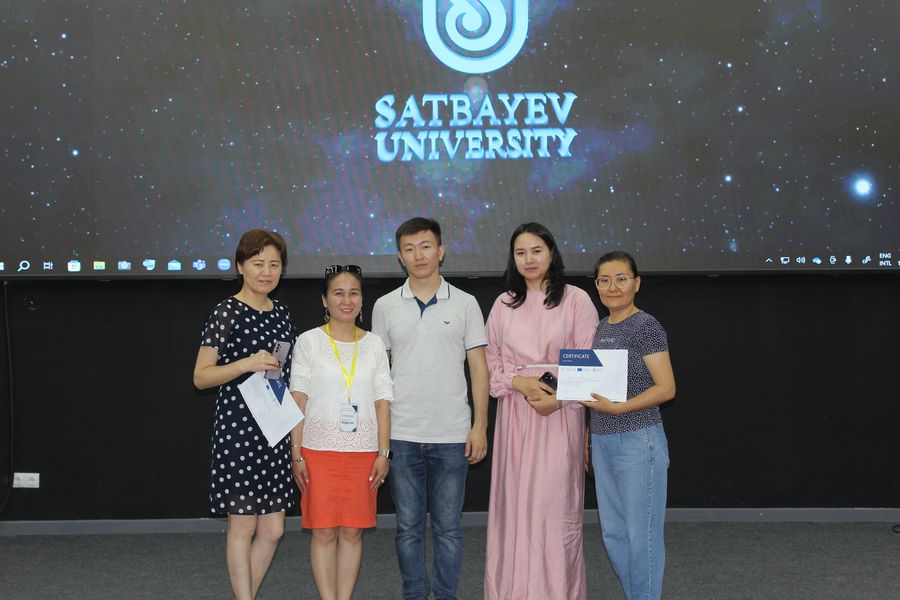 ACeSYRI Summer School базасында мастер-класстар және қарқынды оқыту апталығы өтті