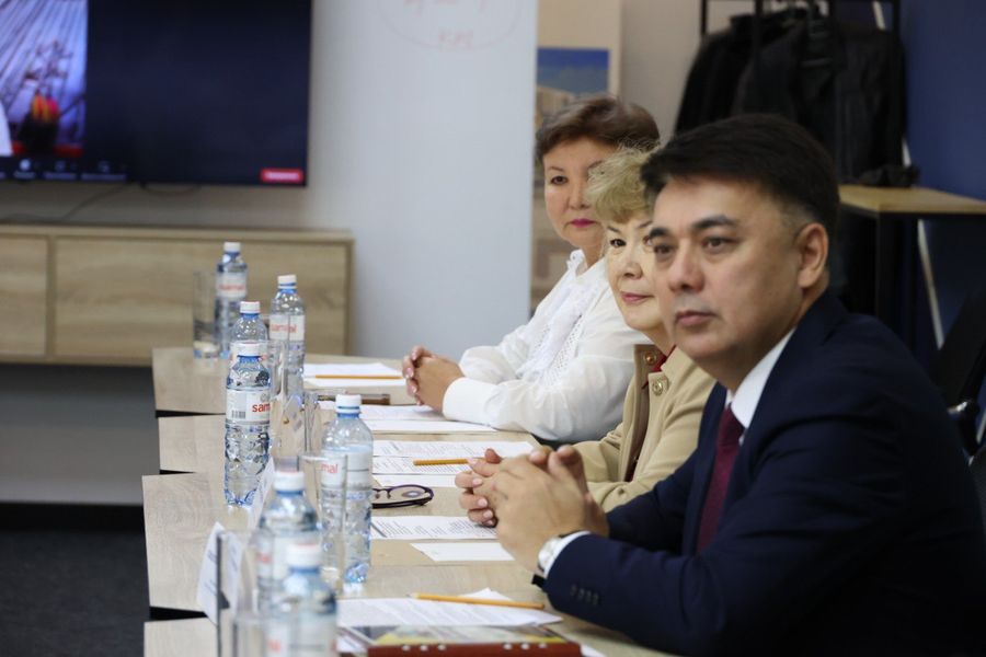 Сәтбаев Университеті Көліктік инженерия және логистика мектебін ашуда
