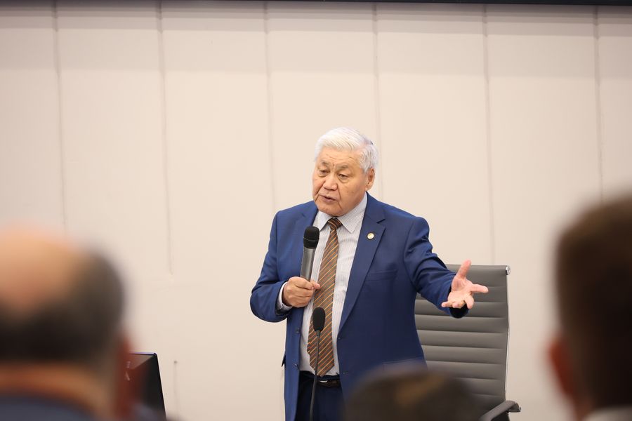 Auditorium named after Academician Ye. Shaikhutdinov has been opened at Satbayev University