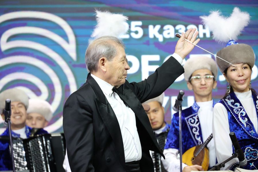 Өнер ғажайыптары: Сәтбаев Университетінде Республика күніне орай мерекелік концерт өтті