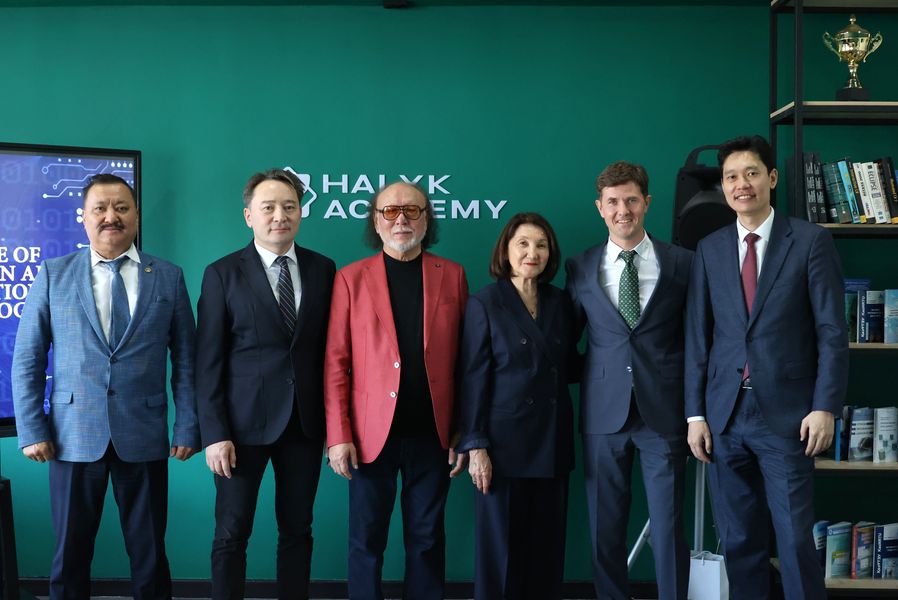 Лучшая профессиональная среда: в Satbayev University открыта новая лаборатория Halyk Academy