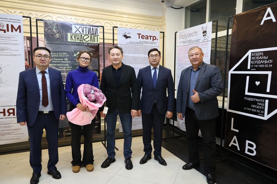 Сәтбаев Университетінде «Teaтр.Polytech» труппасының алғашқы қойылымы тамаша жетістікпен өтті