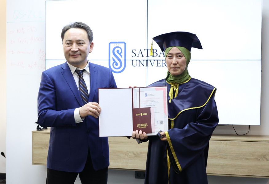 Сәтбаев Университеті ғылымға аяқ басқан жас PhD докторларын құттықтады