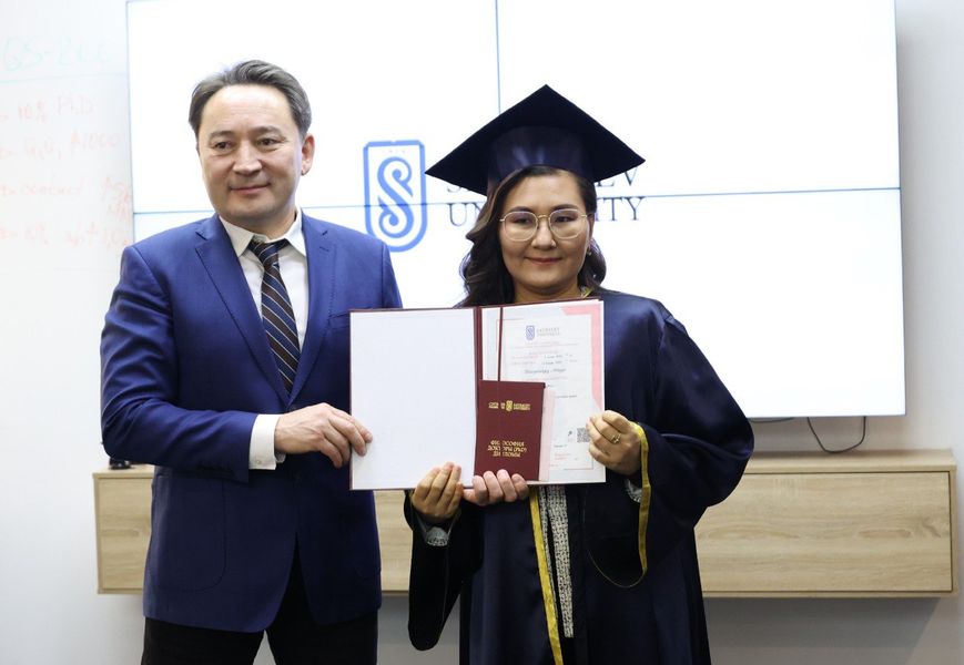 Сәтбаев Университеті ғылымға аяқ басқан жас PhD докторларын құттықтады