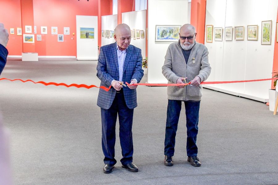 Сәттердің жаңғырығы: Алексей Әбіловтың Almaty Gallery көрмесі